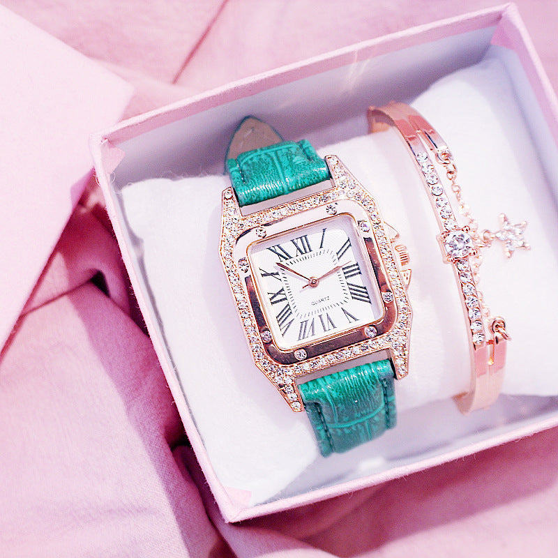 : Elegant Square Dial Quartz Watch – Classic Strap Wristwatch for Women