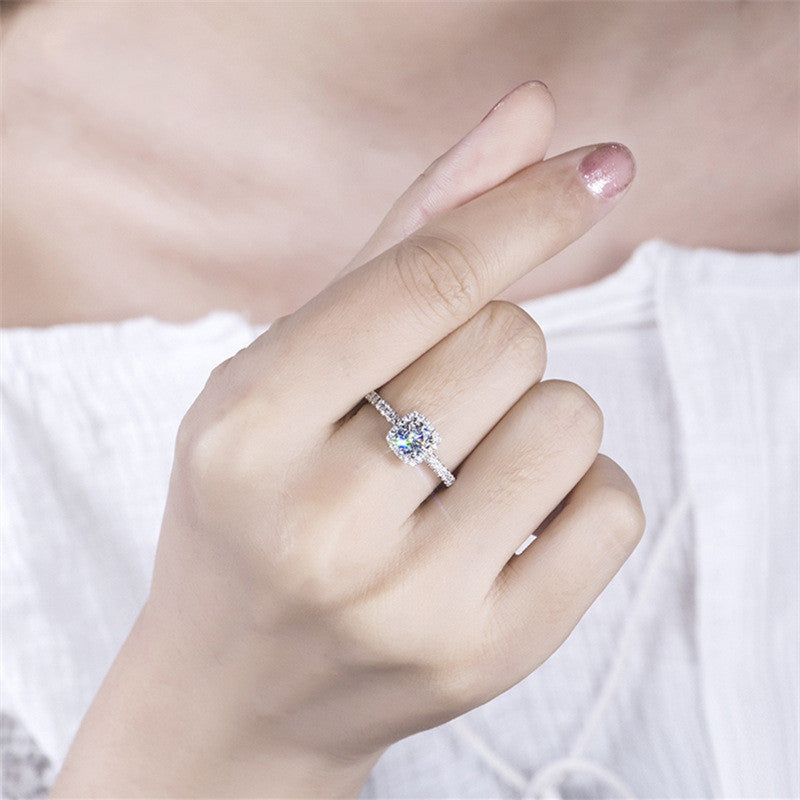 Ladies 1 Carat Moissanite Diamond Ring – Luxury Round & Princess Square Cut Ring