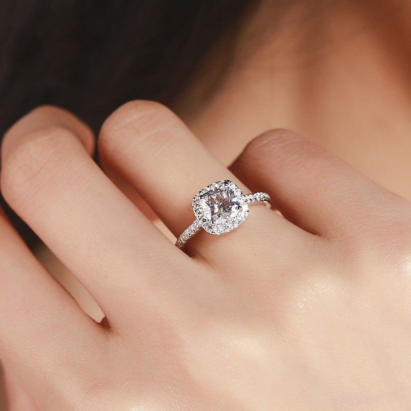 Ladies 1 Carat Moissanite Diamond Ring – Luxury Round & Princess Square Cut Ring