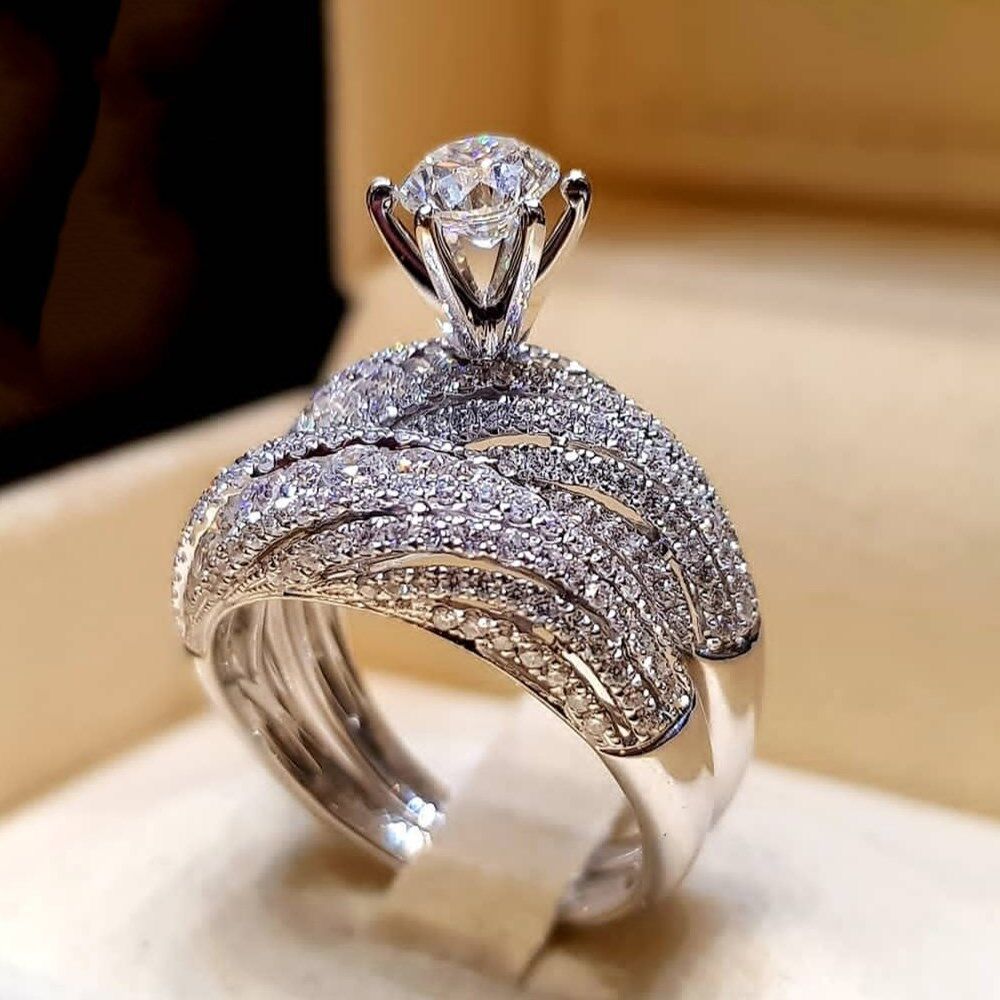 Diamond Engagement Ring – Classic Brilliant Cut Solitaire Wedding Ring