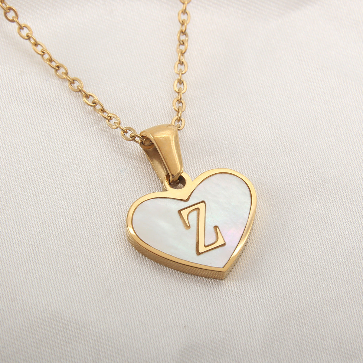 Personalized 26 Letter Heart Shell Necklace – White Shell Love Clavicle Chain for Women