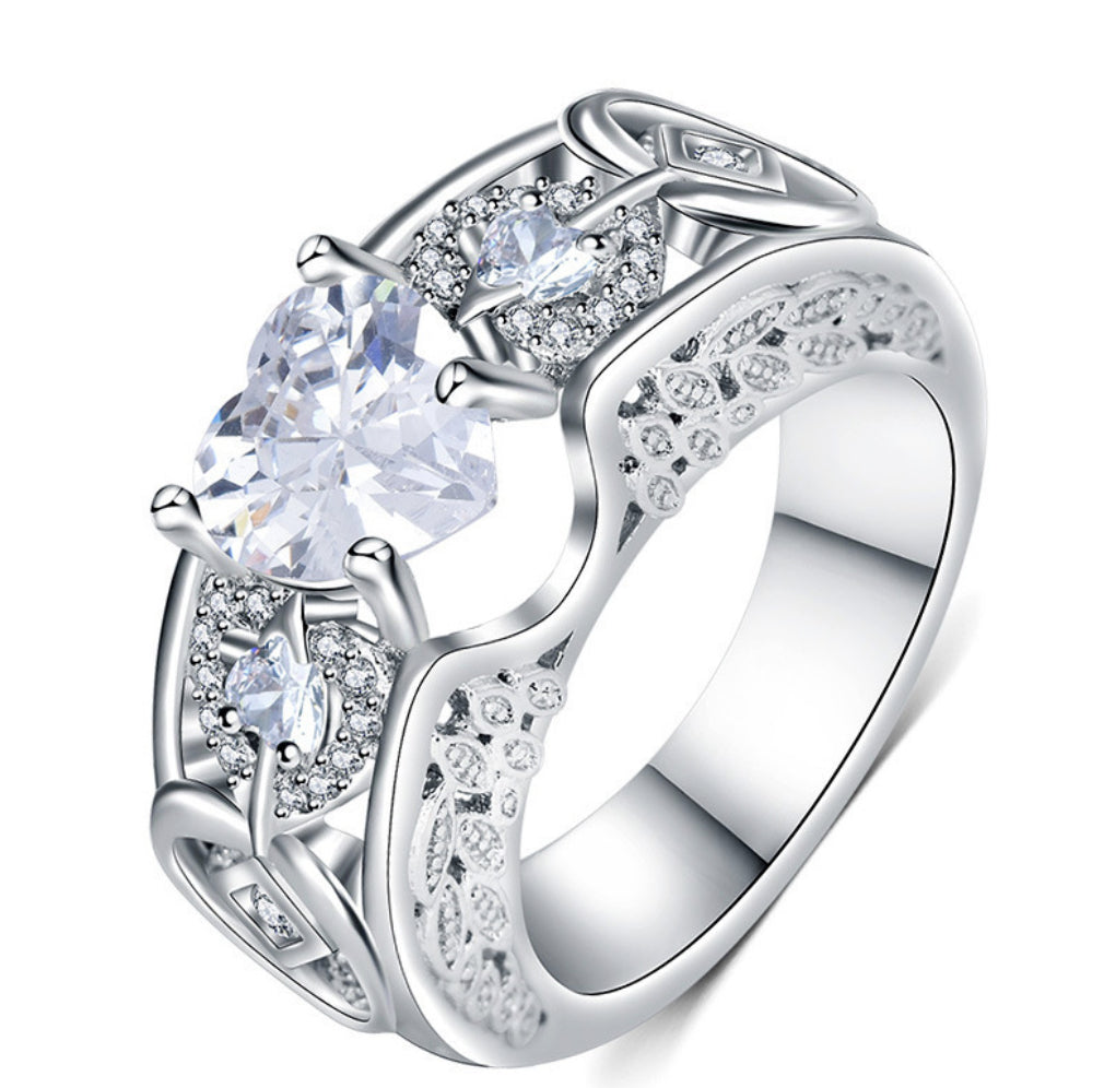 Princess Heart-Shaped Ruby Engagement Ring – Elegant Romantic Gemstone Ring