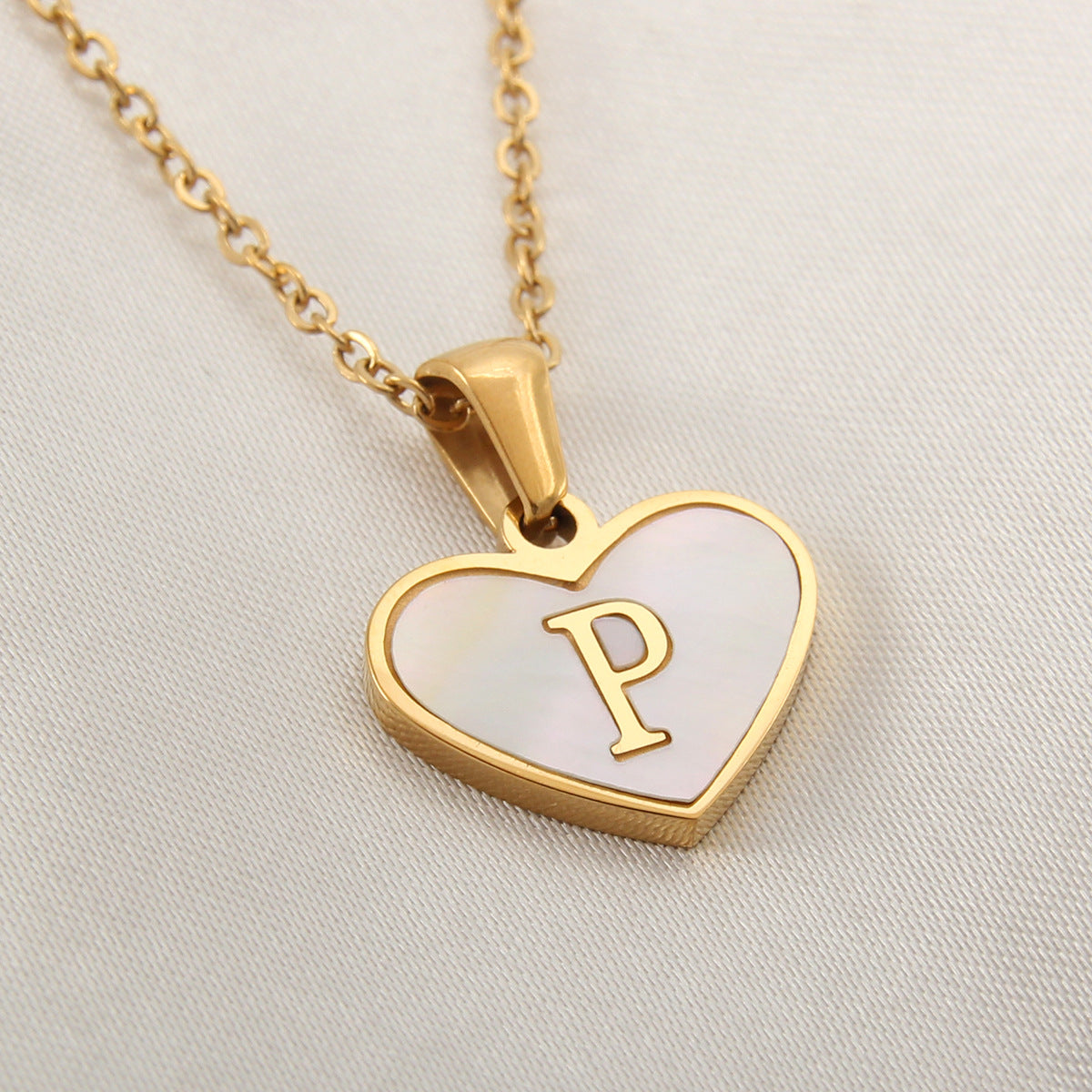 Personalized 26 Letter Heart Shell Necklace – White Shell Love Clavicle Chain for Women