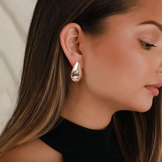 Metal Water Drop Earrings – Niche Luxury Elegant Dangle Earrings for Women
